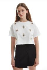 Göz Nakışlı Baskılı Crop T-Shirt