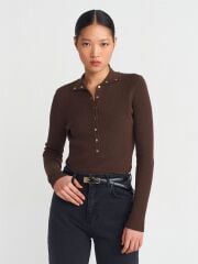 Dik Yaka Çıtçıtlı Triko Kazak Kahve