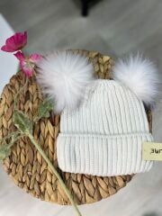 PONPONLU YÜN BERE BEYAZ